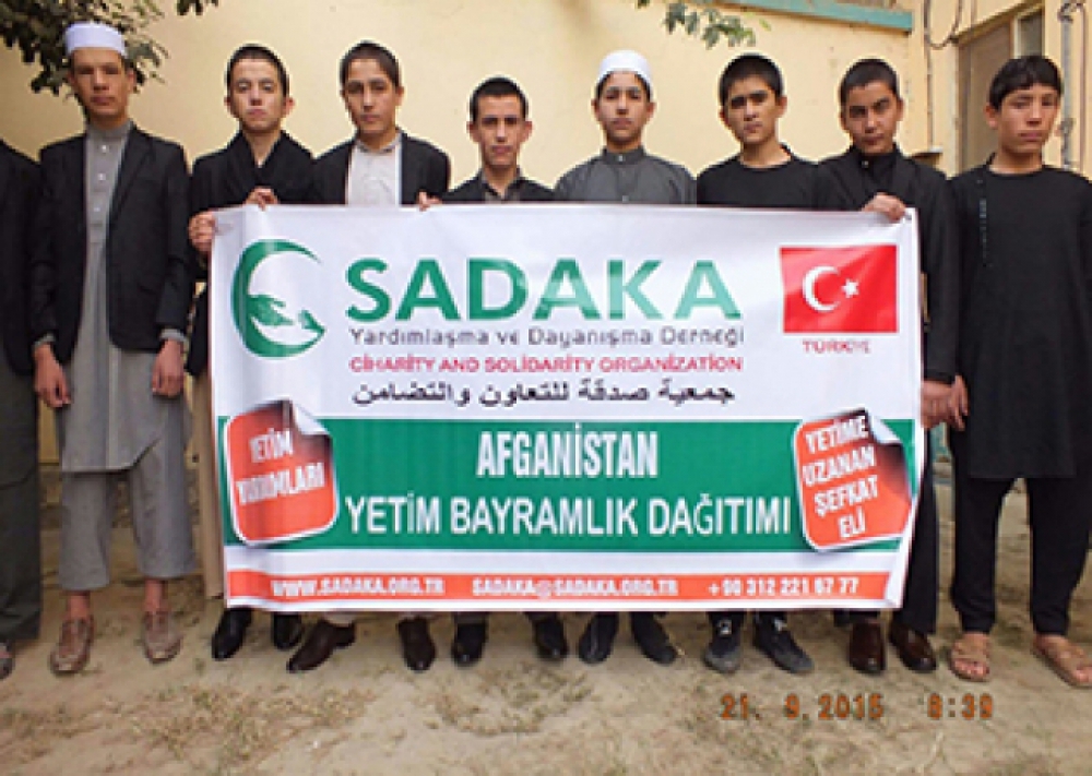  Afganistanlı Yetimlere Umut Olduk.