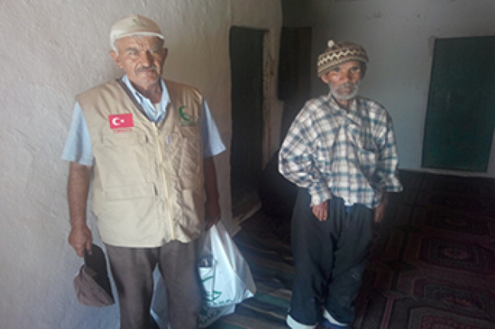 Afyon`un Sinanpaşa/Kınık köyündeyiz